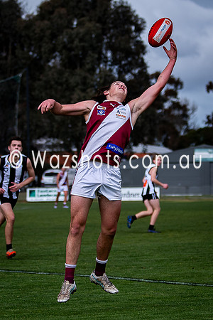 RD18 Sale v Traralgon Thirds-05