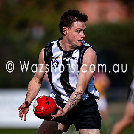 RD13 Sale v Drouin reserves-43