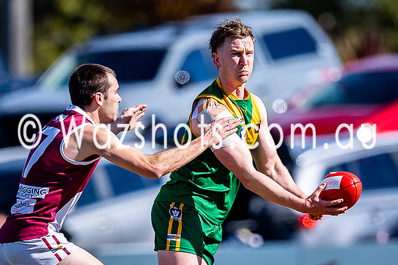 2nd Semi Final Leongatha v Traralgon Seniors-010