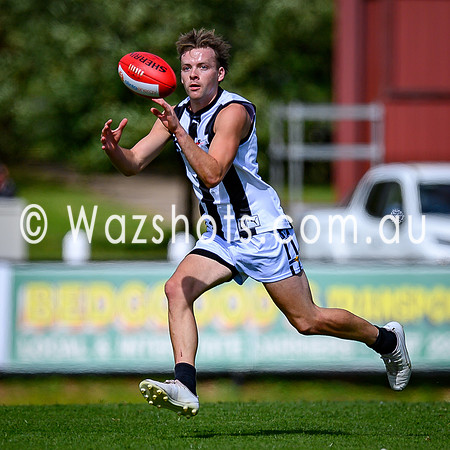 20260411 Maffra v Sale Reserves-9