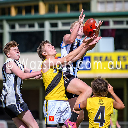 20260418 Sale v Morwell Fourths-75