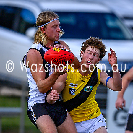 20260418 Sale v Morwell Reserves-14