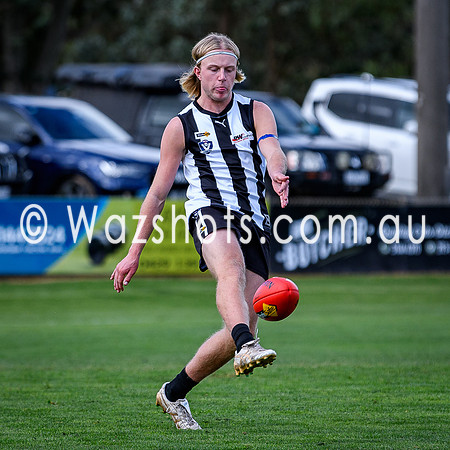 20260418 Sale v Morwell Reserves-16