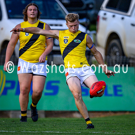 20260418 Sale v Morwell Reserves-24