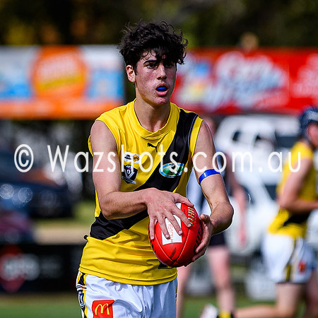 20260418 Sale v Morwell Reserves-29