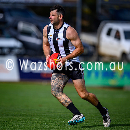20260418 Sale v Morwell Reserves-44