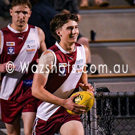 20260425 Traralgon v Moe Seniors-3