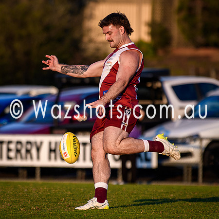 20260425 Traralgon v Moe Reserves-14