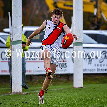 20260614 Maffra v Bairnsdale Thirds-2