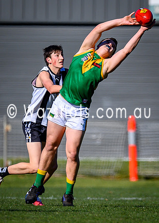 20260801 Sale v Leongatha 16s-8