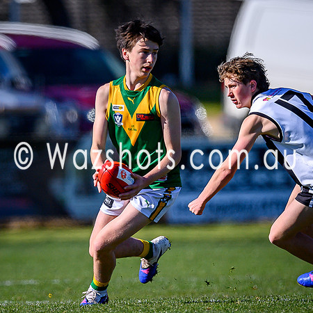 20260801 Sale v Leongatha 16s-20