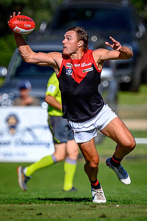 20240414 RD2 Sale V Warragul 1st Grade-16