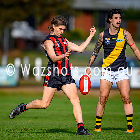 20240504 Maffra V Morwell 1st Grade-12