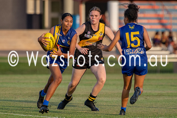 20211015 U18 Girls v NFC-3.jpg