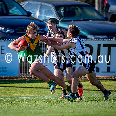 RD11 Sale v Leongatha 18s-11