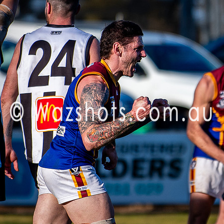 RD15 Sale v Moe Snrs-081