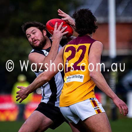 RD13 Sale v Drouin reserves-30