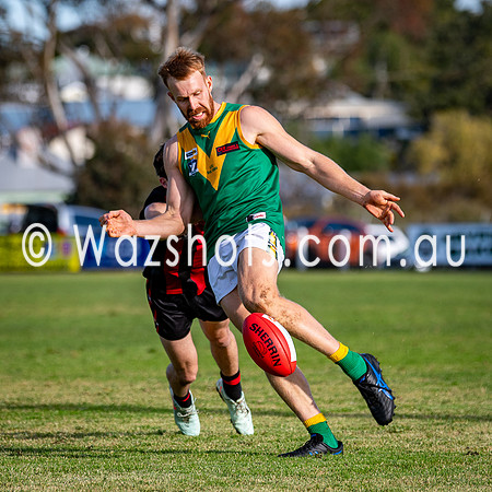 20250614 RD9 Maffra v Leongatha Snrs-028