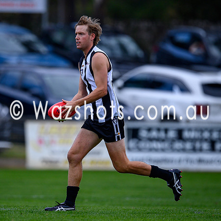 20250426 Sale v Warragul Reserves-5