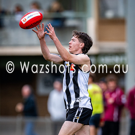 RD18 Sale v Traralgon Snrs-014