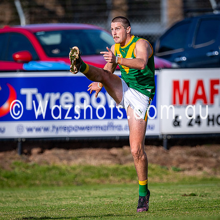 20250614 RD9 Maffra v Leongatha Snrs-031