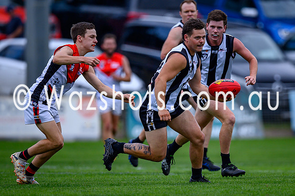 20250426 Sale v Warragul Reserves-9