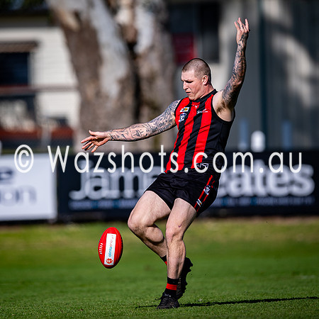 RD17 Maffra v Drouin Seniors-08