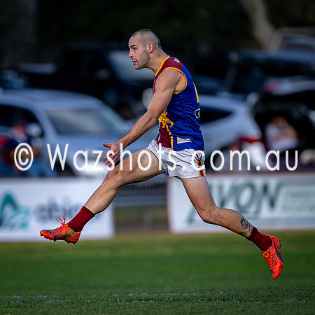 RD15 Sale v Moe Snrs-004