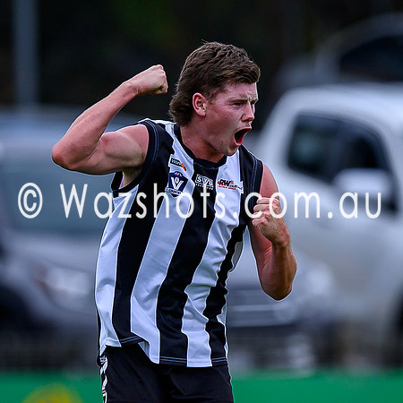 20250426 Sale v Warragul Reserves-22