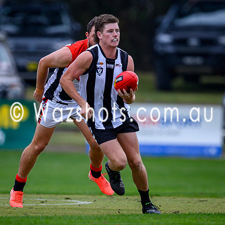20250426 Sale v Warragul Reserves-3