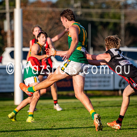 20250614 RD9 Maffra v Leongatha Snrs-103