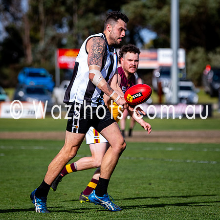 RD13 Sale v Drouin reserves-49