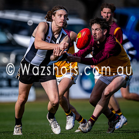 RD13 Sale v Drouin reserves-42