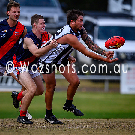 20250531 Sale v Bairnsdale Resrves-014