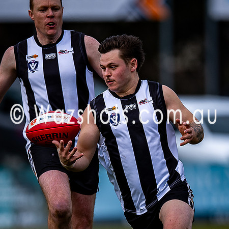 RD13 Sale v Drouin reserves-14