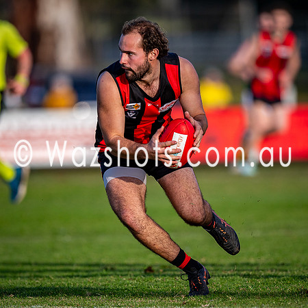 20250614 RD9 Maffra v Leongatha Snrs-085